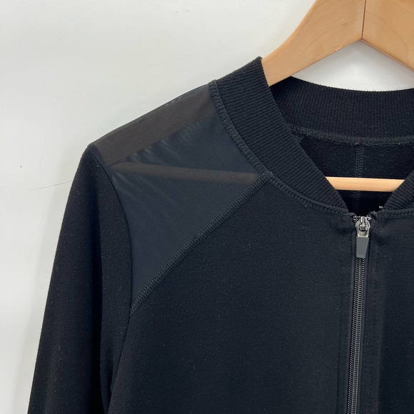 Torrid Womens Mesh Panel Jacket size 0 (Large) Black Zip Up Lightweight - Picture 6 of 9
